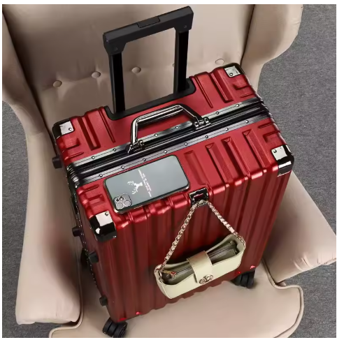 Aluminium Frame Suitcase – Hard‑Shell Luggage with Secure Lock